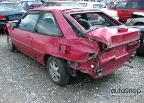 1996 Ford Escort из США, поврежденный, VIN 3FASP11J6TR158841